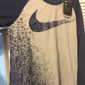 Boys Nike Long Sleeved Tee